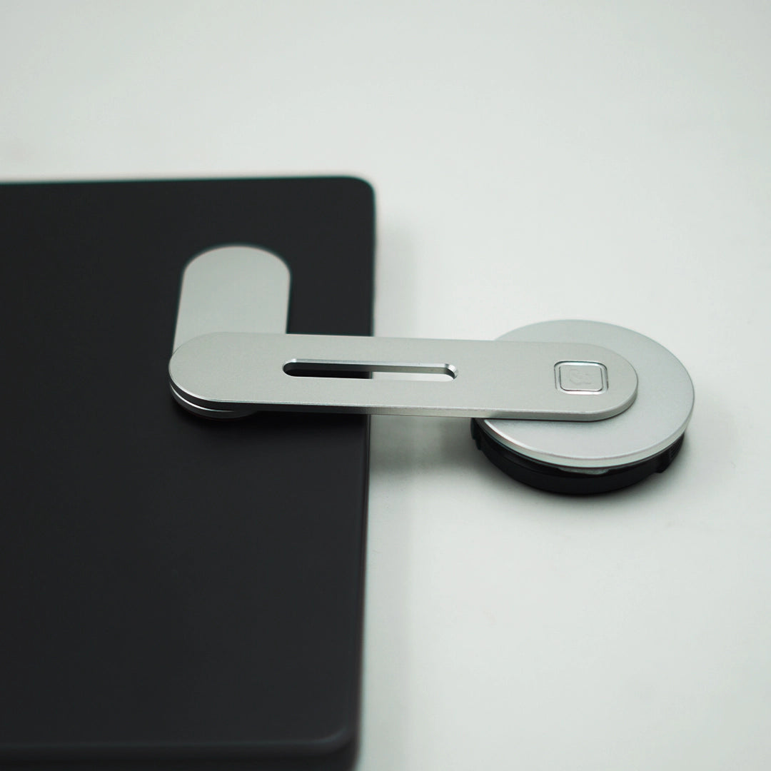 Boardroom Laptop Side Mount MagSafe Phone Holder